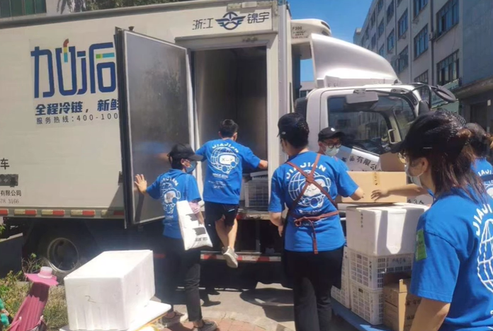 共克时艰战疫情，AG旗舰厅一直在路上